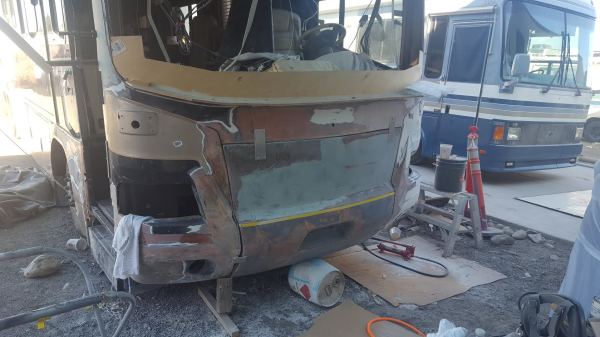 RV Collision repair mentone